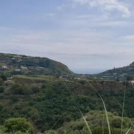 לינה וארוחת בוקר Casa Tra Cielo E Mare ליפארי