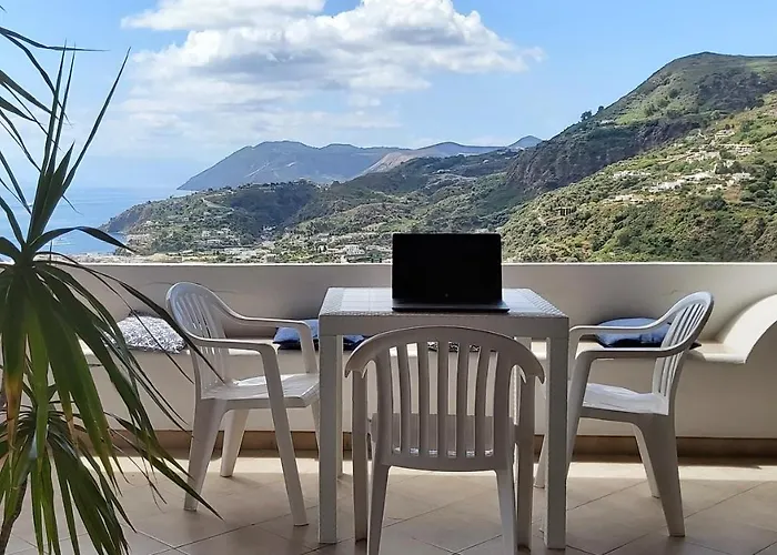 Casa Tra Cielo E Mare Couette-café Lipari (Isola Lipari)