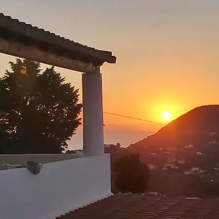 Casa Tra Cielo E Mare Bed & Breakfast 4*