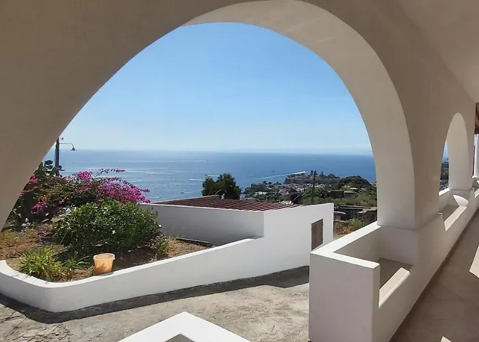 ベッド・アンド・ブレックファスト Casa Tra Cielo E Mare