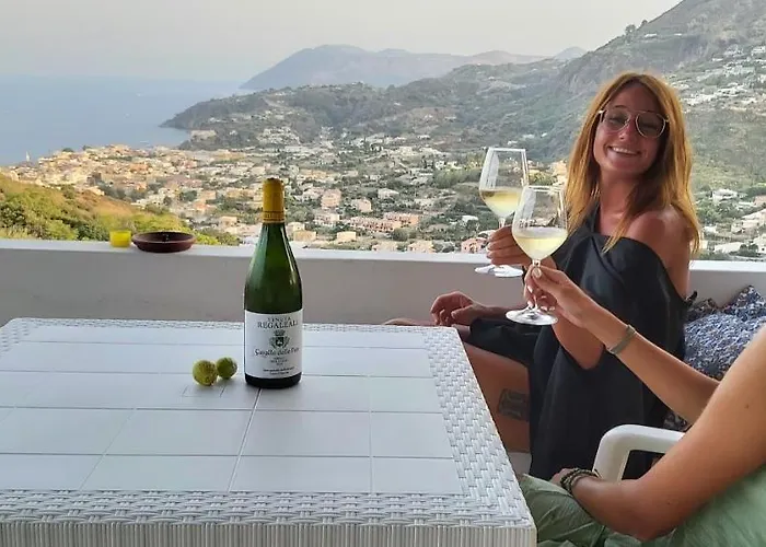 ベッド・アンド・ブレックファスト Casa Tra Cielo E Mare